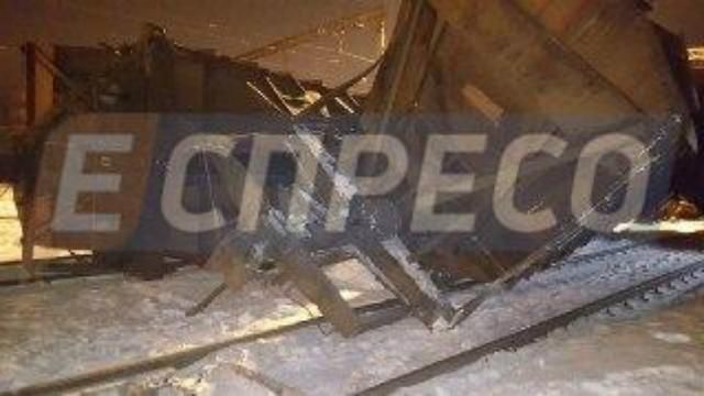 В "Укрзалізниці" розповіли деталі зіткнення вантажних потягів у Києві В "Укрзалізниці" розповіли деталі зіткнення вантажних потягів у Києві