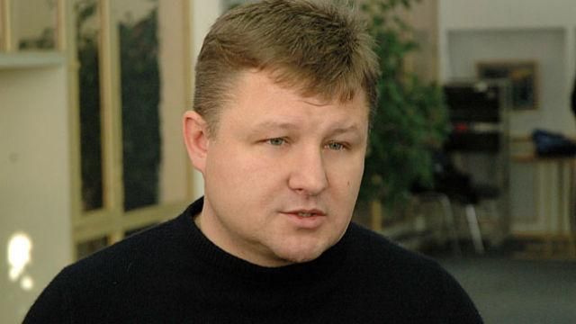 Вертолет с российским бизнесменом упал в озеро Вертолет с российским бизнесменом упал в озеро