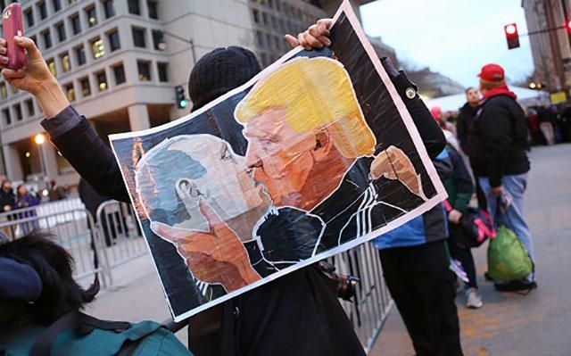 Путін знайшов лазівку, де він може зустрітися з Трампом Путін знайшов лазівку, де він може зустрітися з Трампом