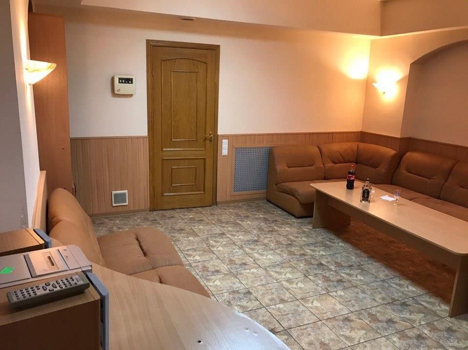 Сауна та басейн: студент показав прихований пентхаус в одному із престижних університетів Сауна та басейн: студент показав прихований пентхаус в одному із престижних університетів