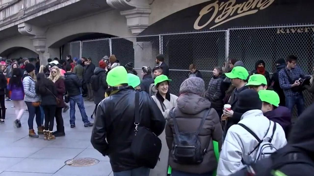 На протесті проти Трампа люди зняли штани. З’явилось відео На протесті проти Трампа люди зняли штани. З’явилось відео