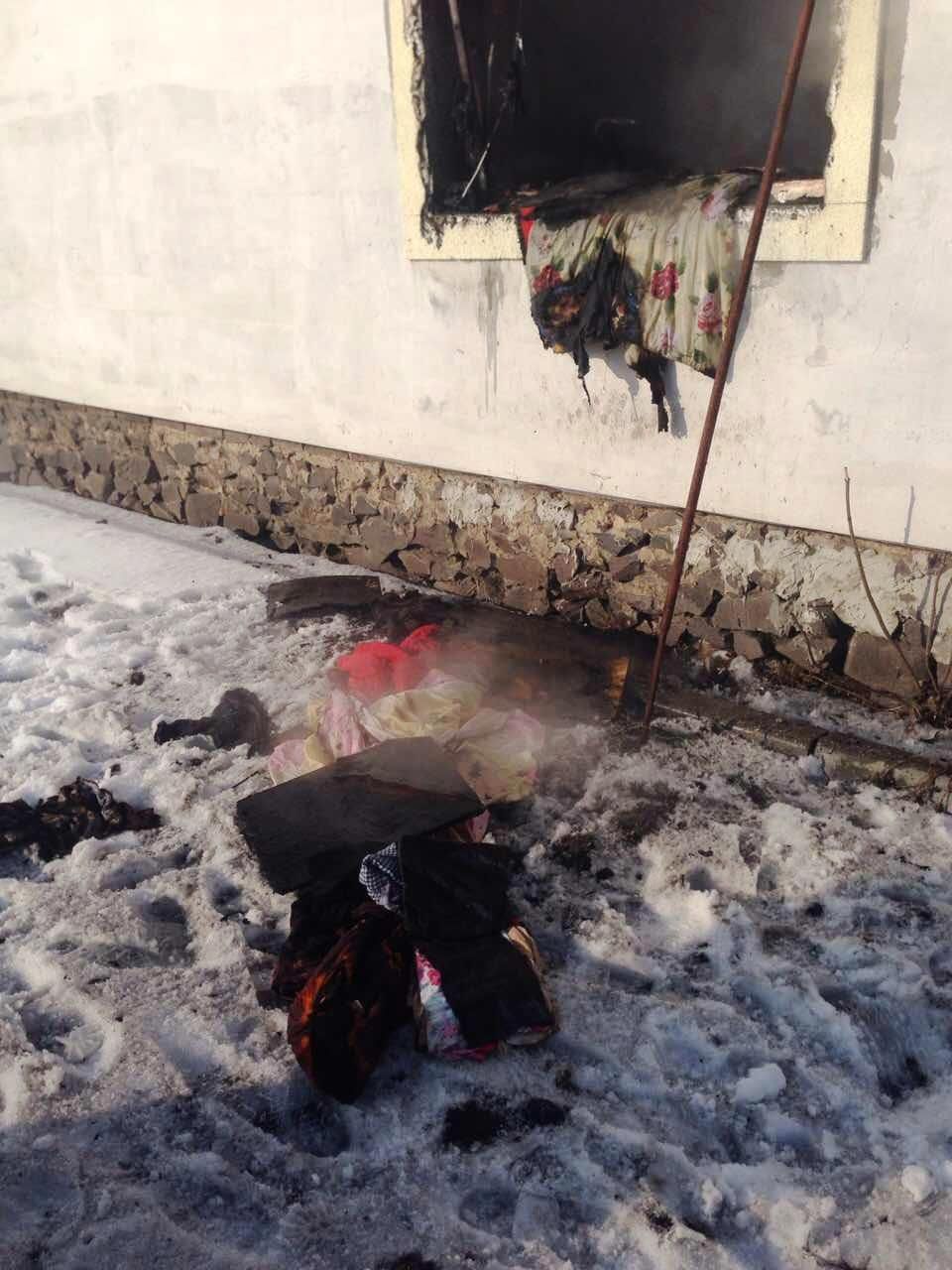 На Львівщині через пожежу загинув 2-річний малюк На Львівщині через пожежу загинув 2-річний малюк