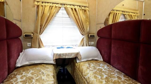 Пшонка відпочиває: "Укрзалізниця" показала елітні VIP-вагони Пшонка відпочиває: "Укрзалізниця" показала елітні VIP-вагони