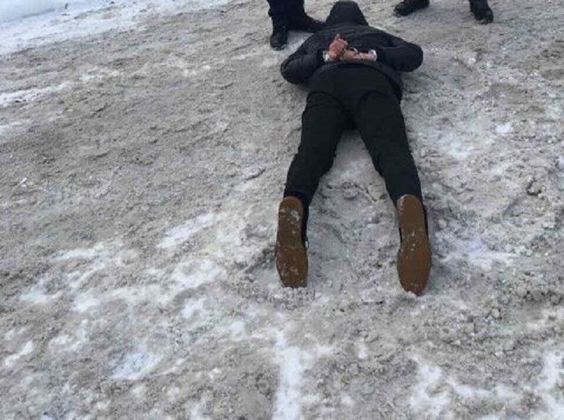 У Києві на солідному хабарі погорів посадовець Держпраці: опублікували відео У Києві на солідному хабарі погорів посадовець Держпраці: опублікували відео