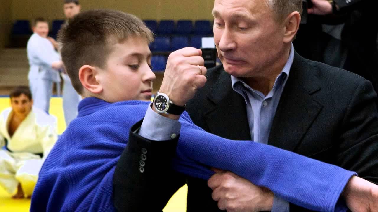 Путин решил запретить распространять информацию о невыполненных обещаниях его партии