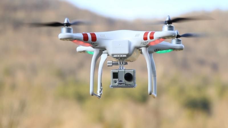 Понад тисяча дронів злетіли у небо: китайська компанія встановила новий рекорд Гіннеса
