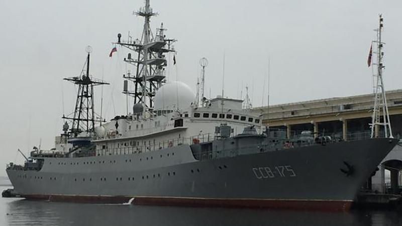 Російський корабель-шпигун помітили у засідці біля берегів США