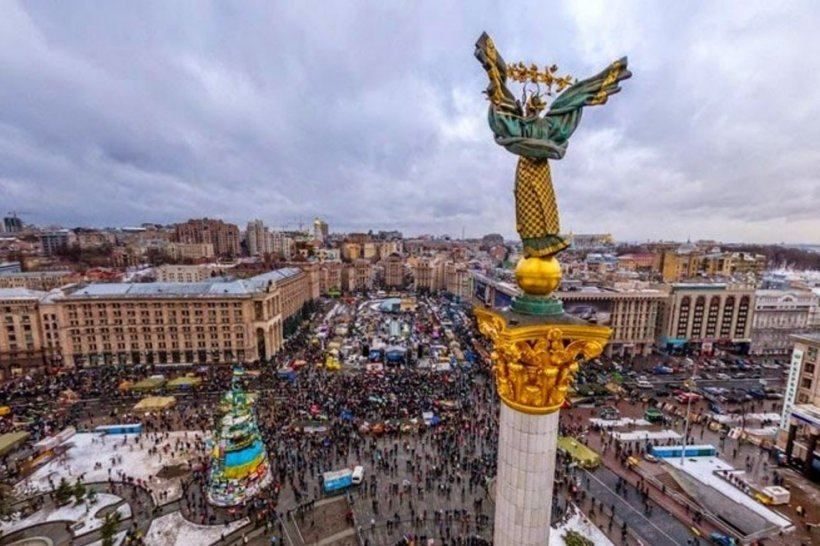 Головна наша проблема – повільні темпи змін та їх неоднозначність, – політолог