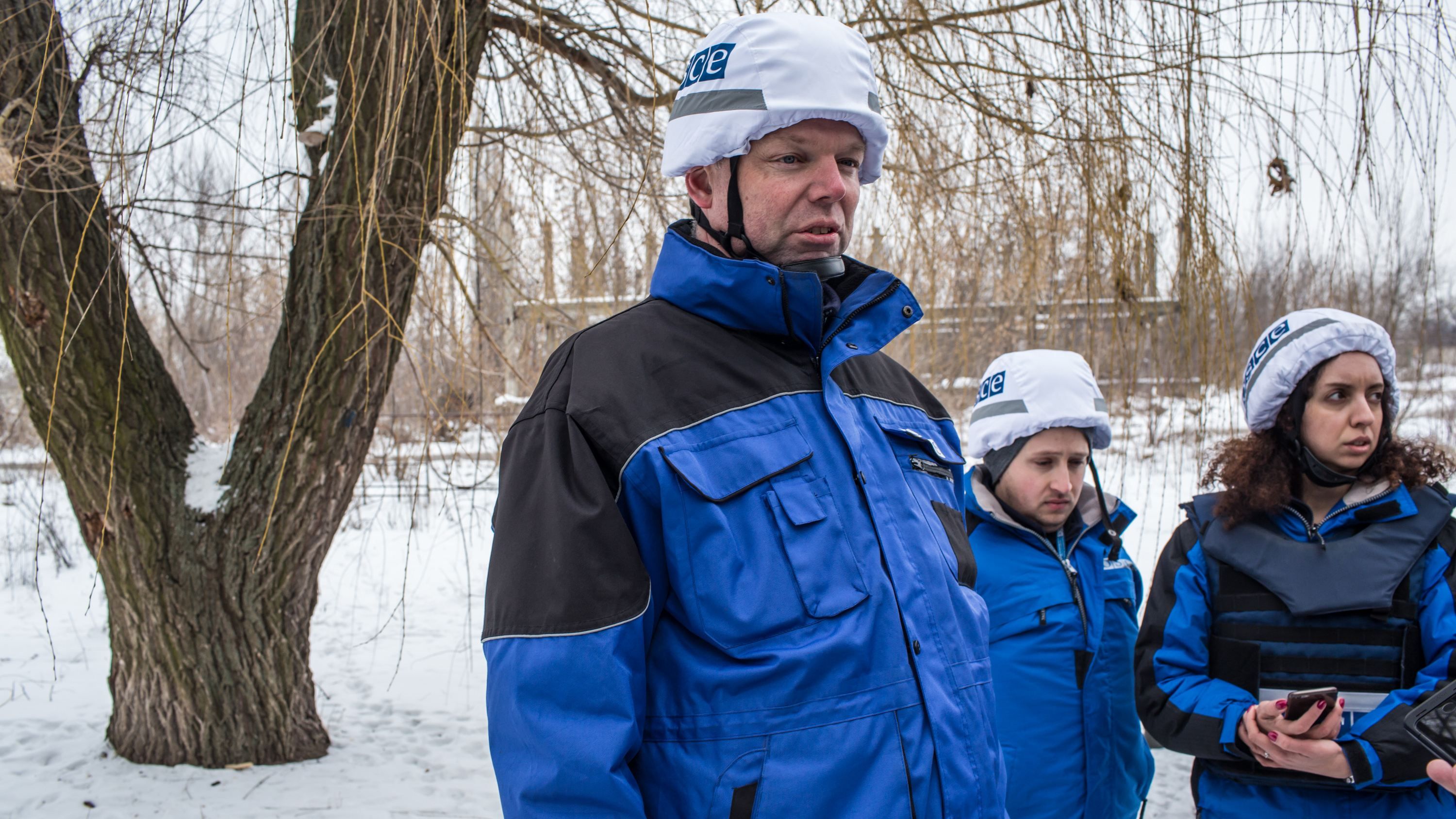 Хуг провел встречу с главными террористами Донбасса Хуг провел встречу с главными террористами Донбасса