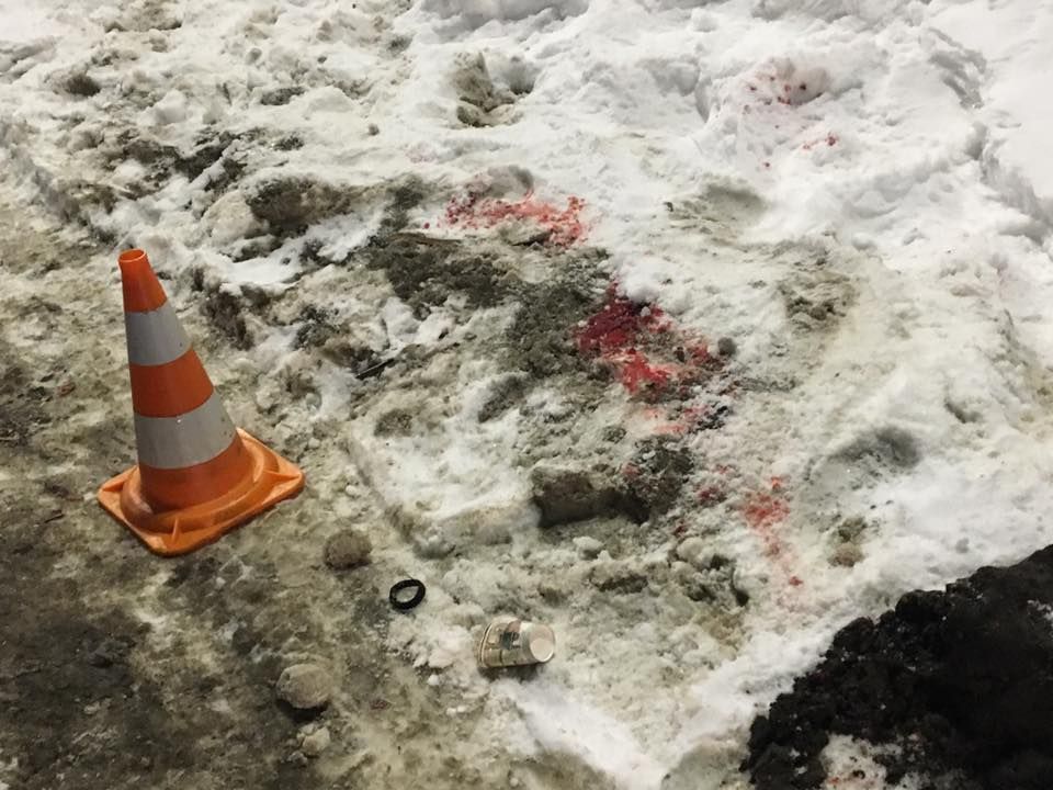 Бойцы АТО из-за блокады начали стрельбу с потерпевшим в центре Харькова, – СМИ Бойцы АТО из-за блокады начали стрельбу с потерпевшим в центре Харькова, – СМИ