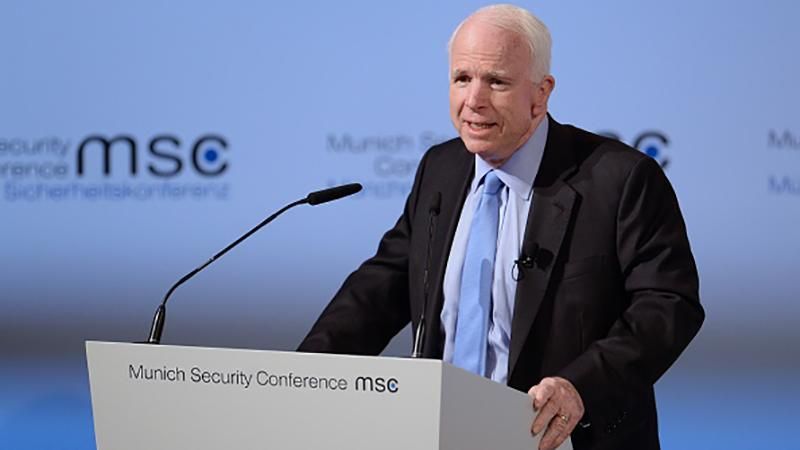 Россияне убивают украинцев ежедневно, просто убивают, – Маккейн
Россияне убивают украинцев ежедневно, просто убивают, – Маккейн