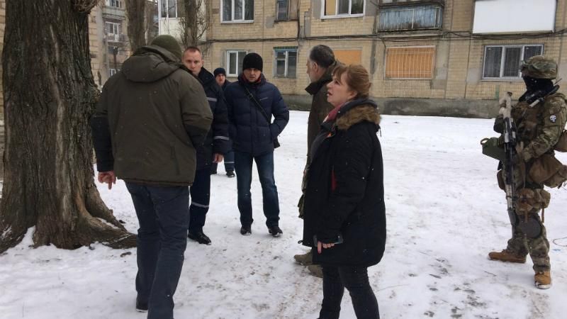 Депутат з Польщі приїхала задокументувати руйнування в Авдіївці: з'явились фото