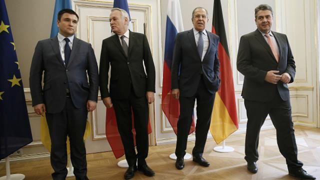 Министры поговорили с госсекретарем США о расширении "нормандской четверки" Министры поговорили с госсекретарем США о расширении "нормандской четверки"