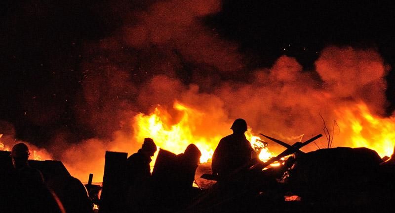 Українці зворушливо вшанували пам'ять Героїв Небесної Сотні Українці зворушливо вшанували пам'ять Героїв Небесної Сотні