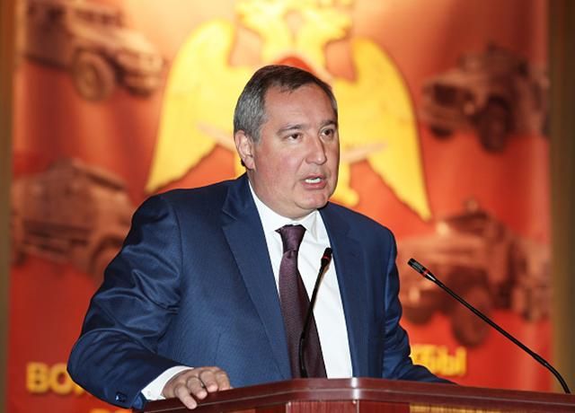 У Росії створюють ракети, що здатні "розірвати" протиракетну оборону США У Росії створюють ракети, що здатні "розірвати" протиракетну оборону США