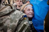 Блокадники  торговли с оккупантами устроили вече: фоторепортаж