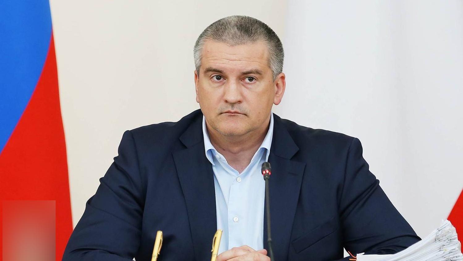 Сепаратист Аксенов поблагодарил Чуркина за помощь в аннексии Крыма Сепаратист Аксенов поблагодарил Чуркина за помощь в аннексии Крыма