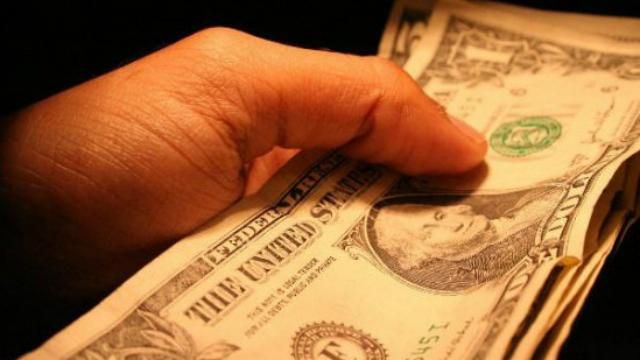 "Плакальницям платимо більше": Грицак озвучив розцінки провокацій від спецслужб РФ "Плакальницям платимо більше": Грицак озвучив розцінки провокацій від спецслужб РФ