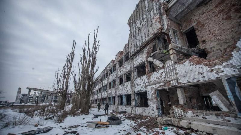 Фільми жахів ховаються: як зараз виглядають руїни Донецького аеропорту