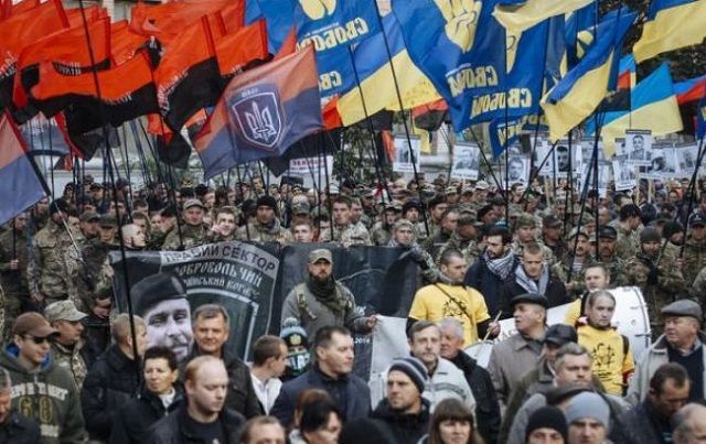 Это "красная тряпка" для наших соседей, – политолог о Марше достоинства Это "красная тряпка" для наших соседей, – политолог о Марше достоинства