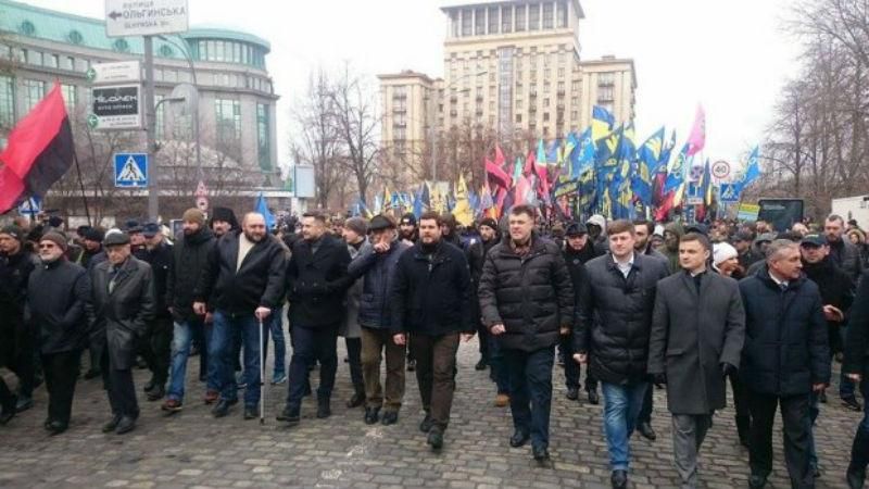 Хронологія протесту: як націоналісти ходили до Порошенка