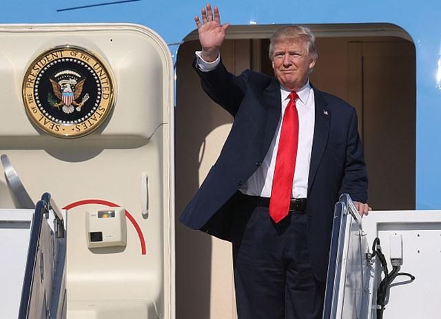 Американцы тратят на Трампа значительно больше налогов, чем на Обаму Американцы тратят на Трампа значительно больше налогов, чем на Обаму