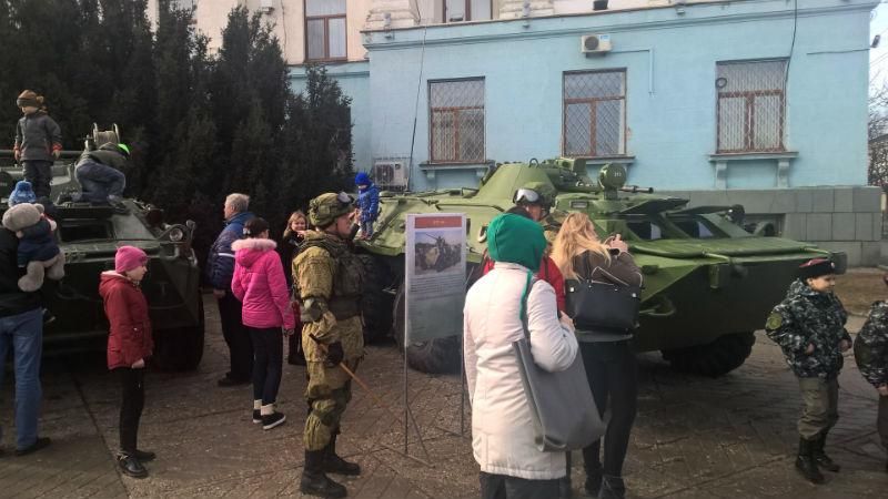 В аннексированном Крыму оккупанты похвастались тяжелым вооружением