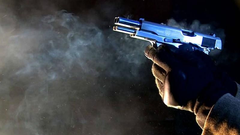 Невідомий вистрелив у помічника депутата Невідомий вистрелив у помічника депутата