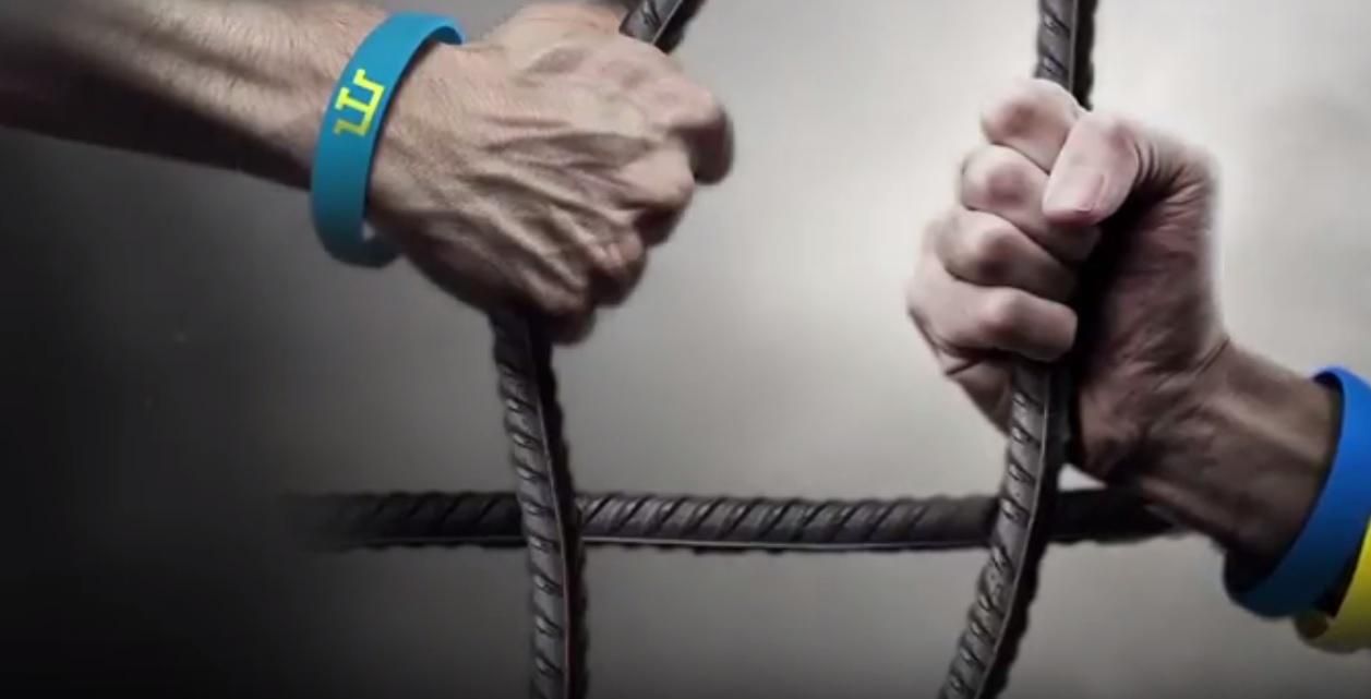 Кримські татари показали промовистий ролик: Опір триває Кримські татари показали промовистий ролик: Опір триває