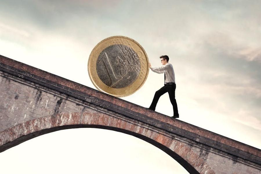 Курс валют на 27 лютого: євро зробив значний стрибок вгору Курс валют на 27 лютого: євро зробив значний стрибок вгору