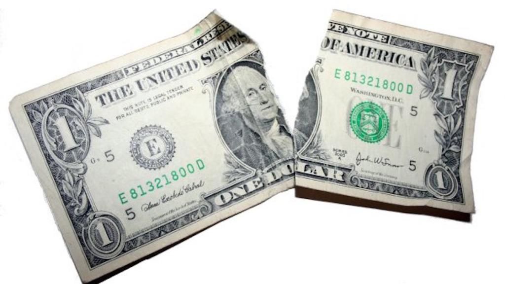 Готівковий курс валют 24 лютого: долар продовжує падати