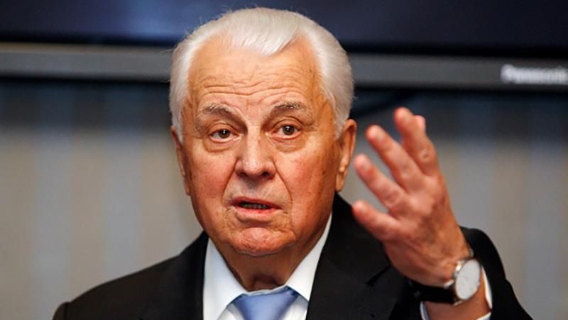 Кравчук пояснив, навіщо Росія визнала паспорти "ЛДНР" Кравчук пояснив, навіщо Росія визнала паспорти "ЛДНР"