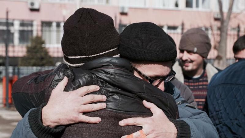 Частину арештованих кримчан звільнили: журналіст повідомив подробиці 