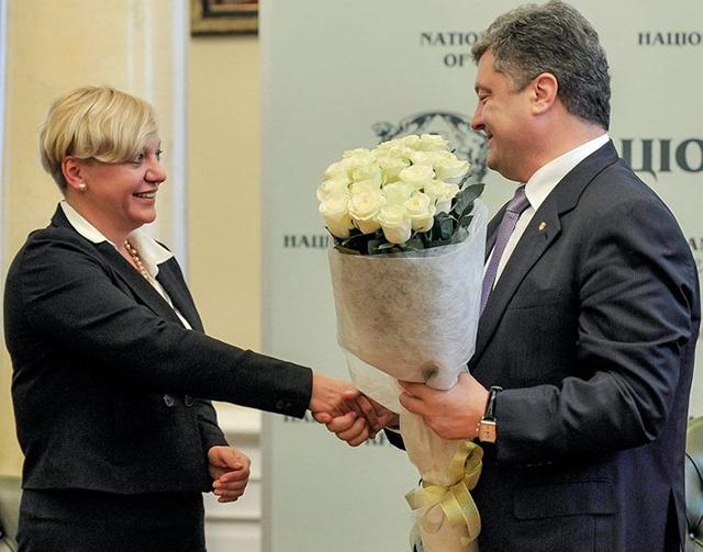 Порошенко сейчас очень удобно отправить Гонтареву в отставку, – экономист