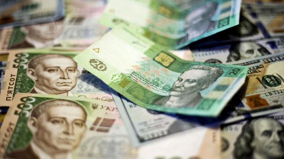 Готівковий курс валют 27 лютого: ринок стабілізувався Готівковий курс валют 27 лютого: ринок стабілізувався