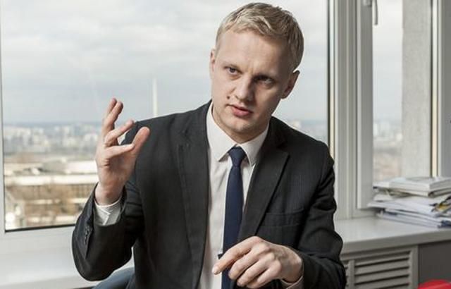 Ось такий дешевий цирк, - Шабунін прокоментував обурення Луценка щодо "зливу" справи Іванющенка Ось такий дешевий цирк, - Шабунін прокоментував обурення Луценка щодо "зливу" справи Іванющенка