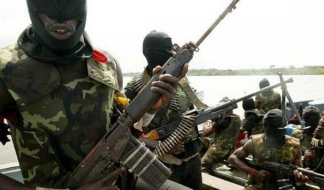 Украинских моряков освободили из плена нигерийских пиратов Украинских моряков освободили из плена нигерийских пиратов