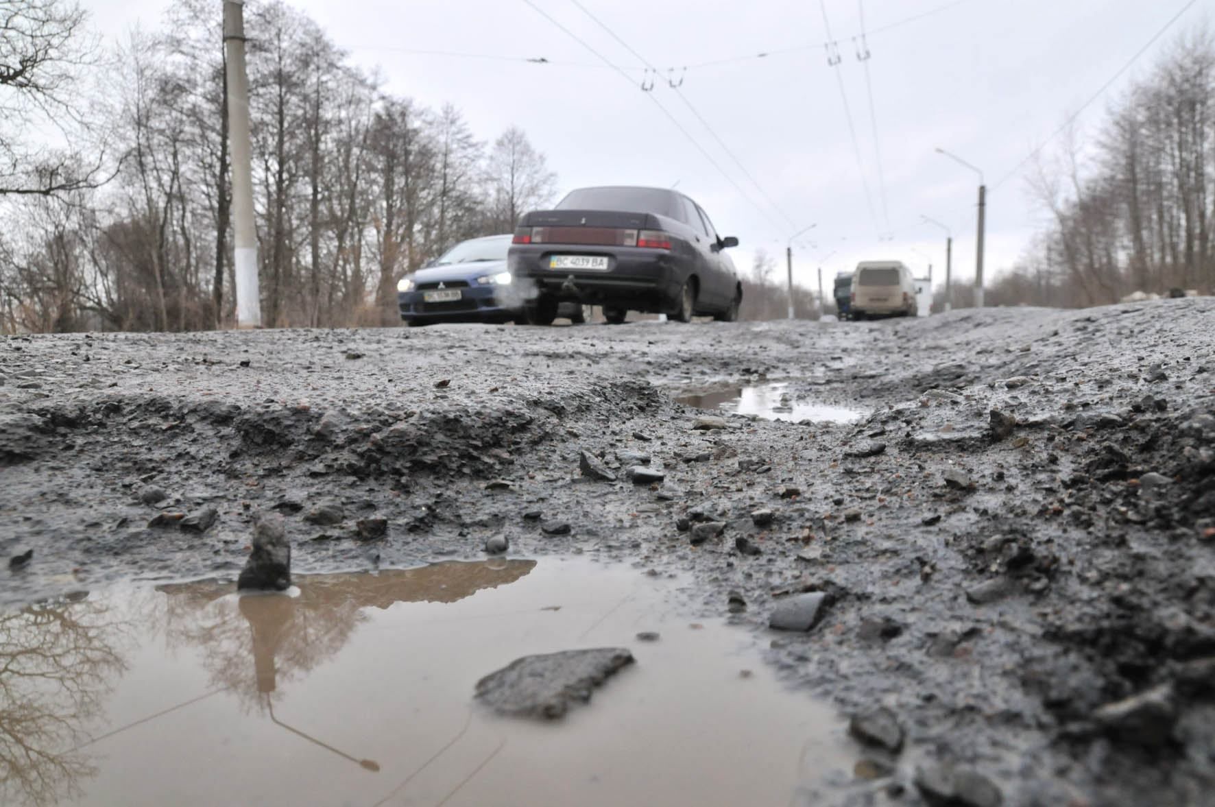 Експерт приголомшила фактом про українські дороги