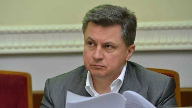 Суд арештував кошти екс-регіонала Азарова Суд арештував кошти екс-регіонала Азарова