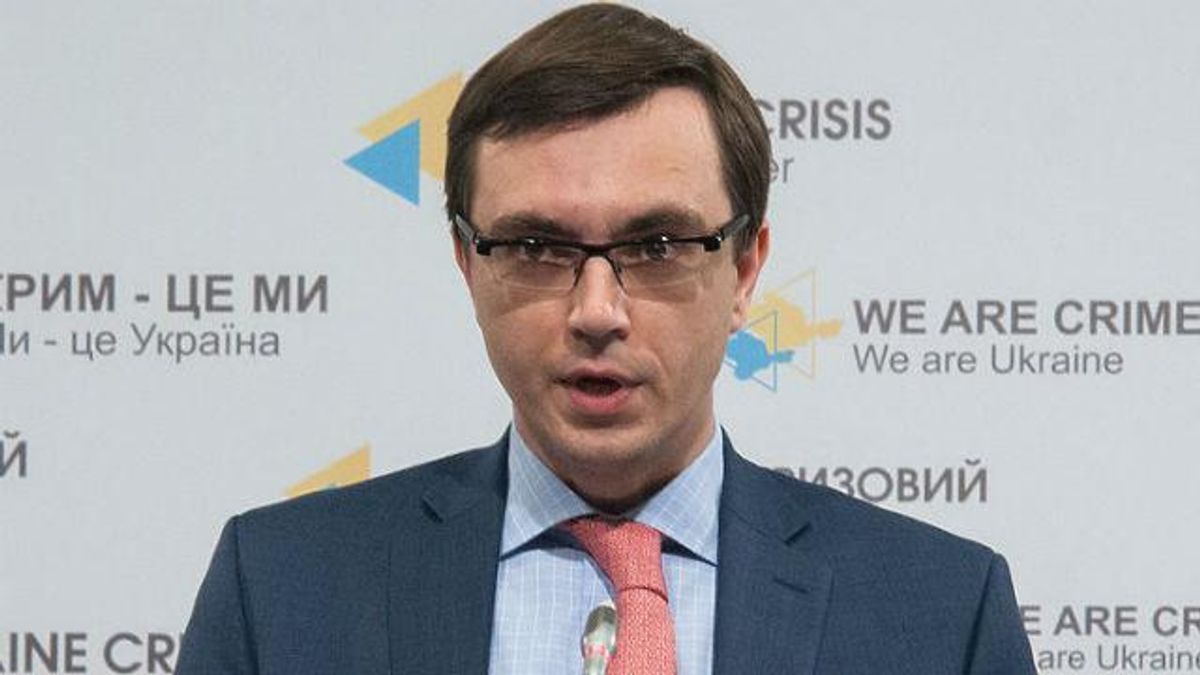 Омелян сказал, как наказали чиновника Укравтодора, который засветился в видео с "откатами" Омелян сказал, как наказали чиновника Укравтодора, который засветился в видео с "откатами"