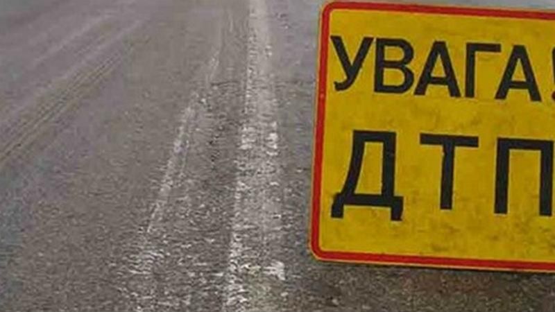 Мікроавтобус зірвався у річку на Львівщині: є загиблі 