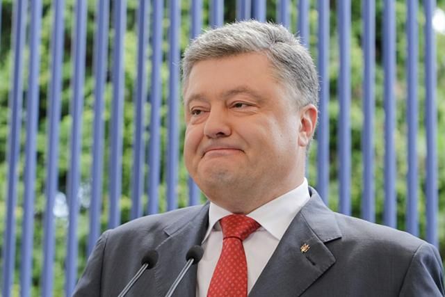 Порошенко коротко прокоментував справу проти Насірова