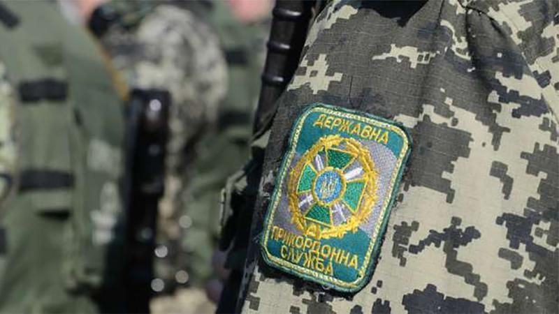 Терористи обстріляли прикордонний загін поблизу Мар'їнки Терористи обстріляли прикордонний загін поблизу Мар'їнки