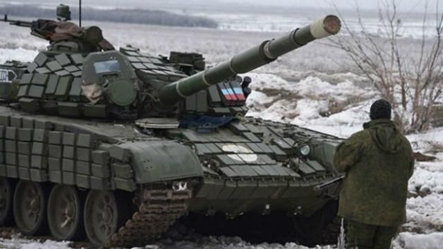 Ситуація на фронті: бойовики гатили понад 100 разів, серед воїнів ЗСУ є поранені Ситуація на фронті: бойовики гатили понад 100 разів, серед воїнів ЗСУ є поранені