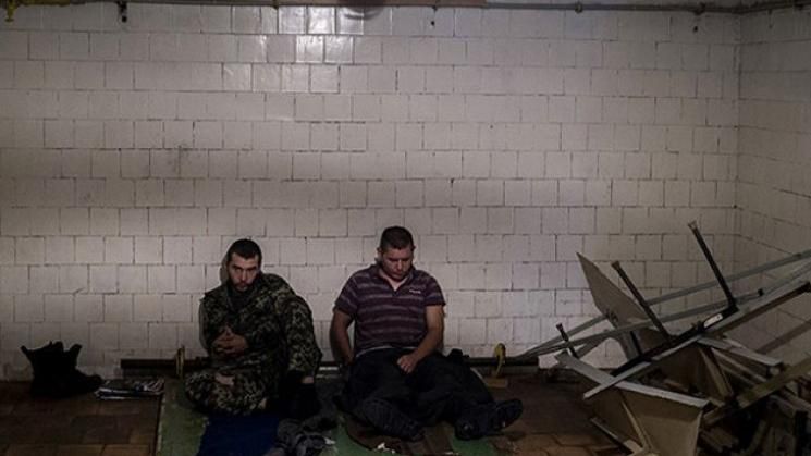 Сколько людей боевики из Донбасса держат "на подвале": озвучены цифры Сколько людей боевики из Донбасса держат "на подвале": озвучены цифры