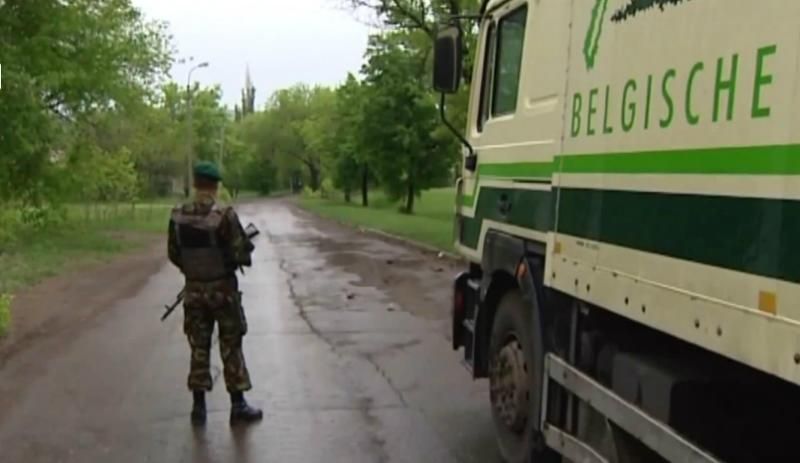 Громадськість та волонтери будуть контролювати переміщення товарів в зоні АТО
Громадськість та волонтери будуть контролювати переміщення товарів в зоні АТО