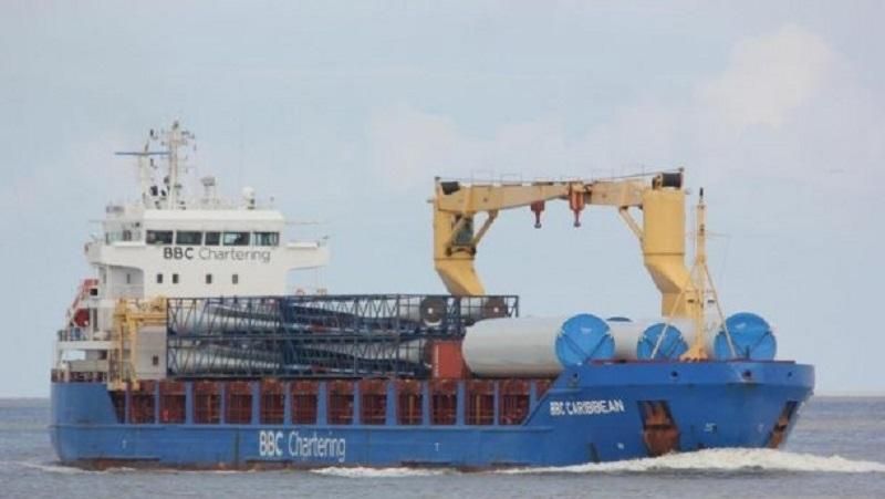 Пираты освободили из плена украинского моряка Пираты освободили из плена украинского моряка