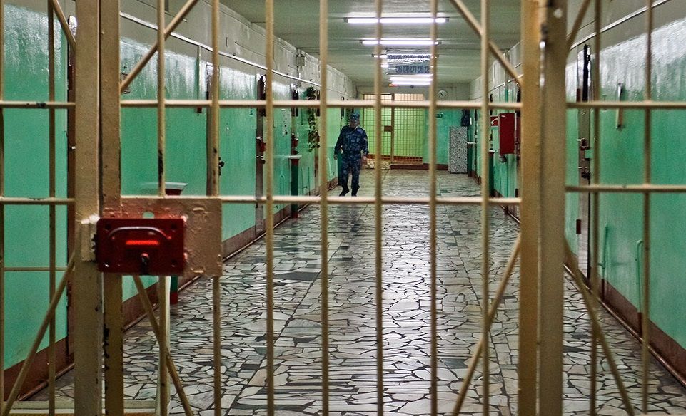 Поліція впіймала поплічника терористів, який прямував до Києва Поліція впіймала поплічника терористів, який прямував до Києва