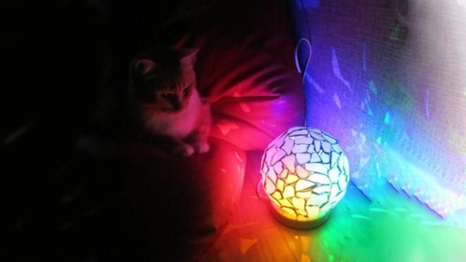 Одесситка показала уникальные изделия из морского стекла Одесситка показала уникальные изделия из морского стекла