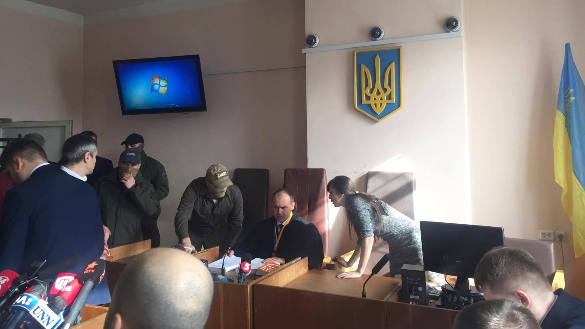 Суд не разрешил адвокатам Насирова отвести судью Суд не разрешил адвокатам Насирова отвести судью